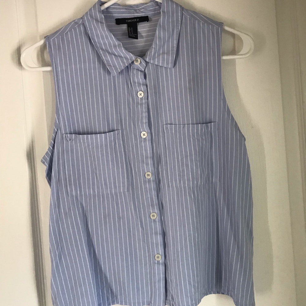 FOREVER 21 BLUE & WHITE STRIPED BLOUSE